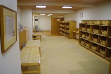 Changing room for visitors of the large communal bath or sento