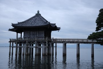 Ukimido temple hall at Mangetsuji Temple