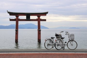 Parking up by the floating torii gate at Shirahige-jinja Shrine