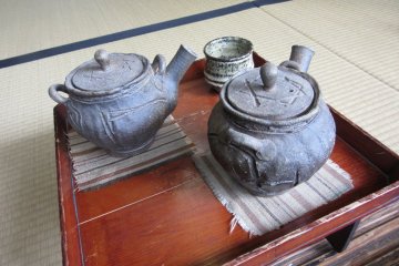 Rough texture of pottery