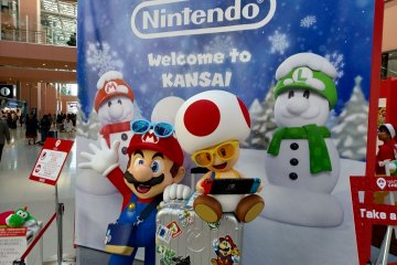 Nintendo Switch display at KIX surely helping build anticipation for Super Nintendo World