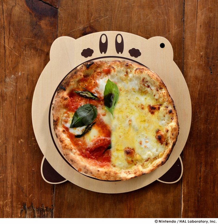 Kirby cafe's half-and-half pizza