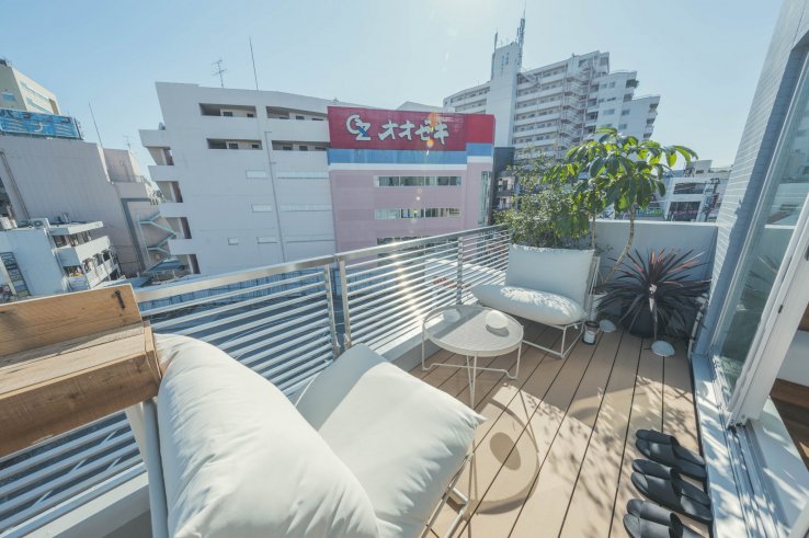 The third floor balcony