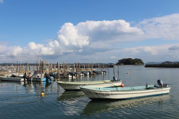 A clear morning in Matsushima became cloudy by noon 