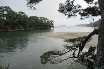 but an hour later heavy clouds came and it rained!