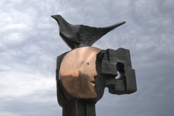 Unique sculptures of Ito