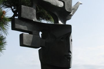Unique sculptures of Ito