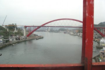 Two red bridges connect with Kurahashi-jima