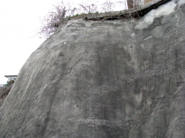 Concrete 'fortifications'