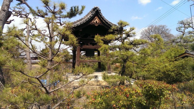 The bell tower of Nanshu-ji Temple 