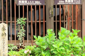 There are many bilingual signposts to help you find your way.