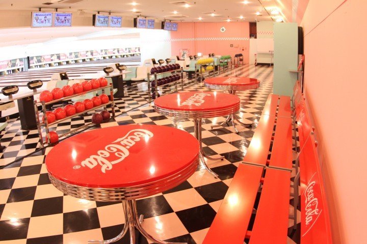 Bowling and games area