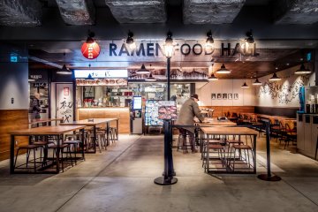 Located on the first floor is a food hall where you can find many 'Ramen' (noodle), restaurants