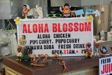<p>The Aloha Blossom restaurant's clever name play on pupu platter inspired curry has taken a wrong turn</p>