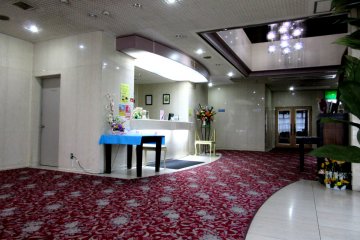 Spacious and comfortable lobby