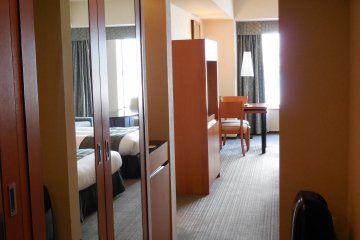 Executive Twin room - a very spacious closet with space for the many fabulous clothes you have
