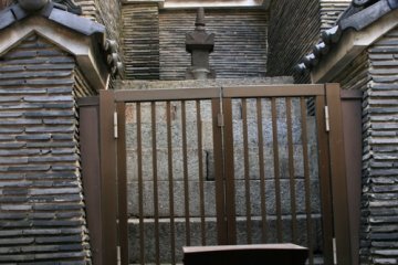 Oda Nobuhide's grave.
