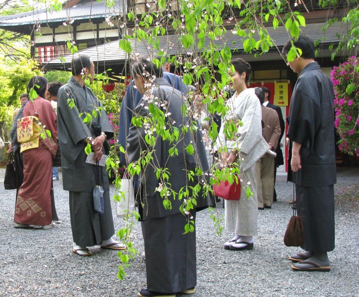 Modern men wear traditional clothing on special occasions such as the Miyako Odori performance in Kyoto 