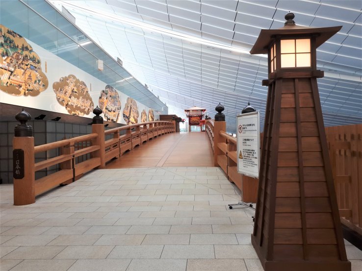 The airport's replica Nihonbashi Bridge