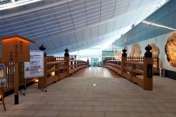 Haneda Airport really is beautifully designed