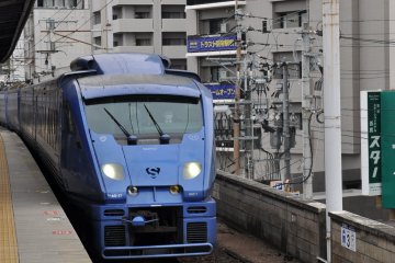 Sonic train
