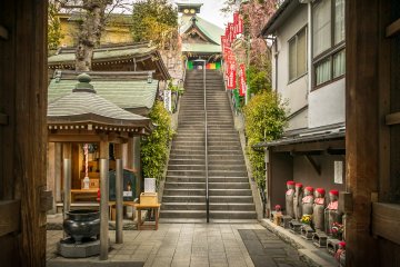 Yokohama’s Gumyoji Temple