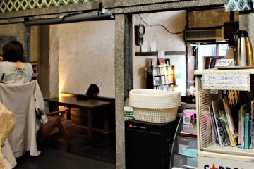 The baskets are like those seen in sento public baths. 