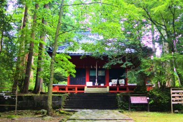 The Haiden worship hall
