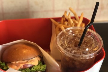 Henry's Burger Daikanyama