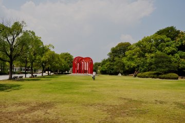 Where the castle fortresses used to stand, now there are three museums and various sculptures instead.