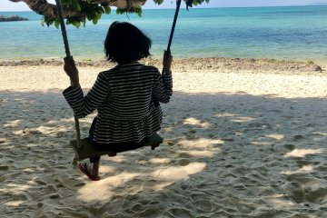 Swing and sway to the rhythm of the waves