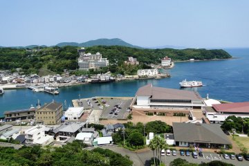A view of Hirado port from the castle keep