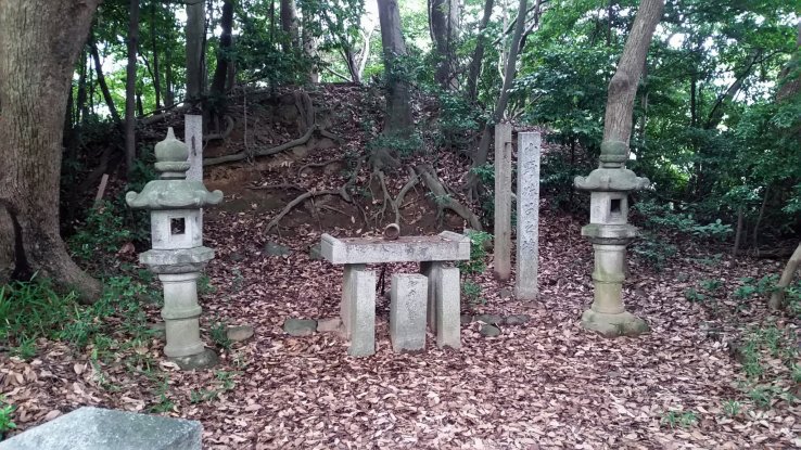 Grave of diplomat Ono-no-Imoko