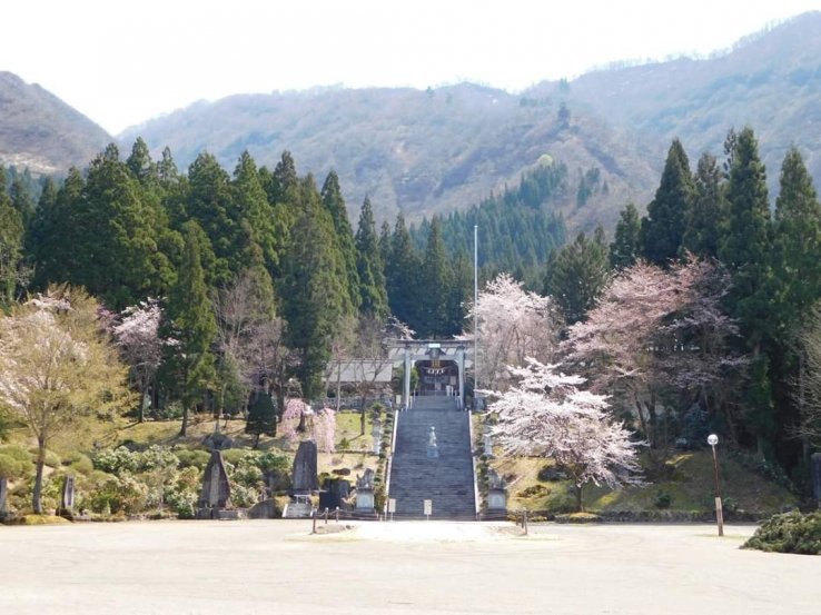 Hakkaisan Shrine