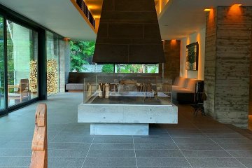 Zaborin main lobby - upstairs