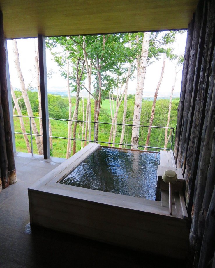 Private outside onsen on villa balcony