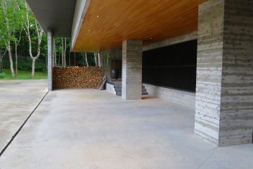 Ryokan entrance - stunning minimalist design