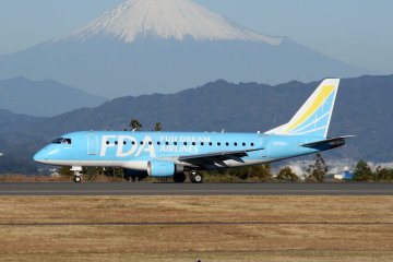 Fuji Dream Airlines in front of Fuji-san