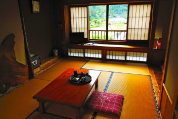 The room was neat, bright, and spacious