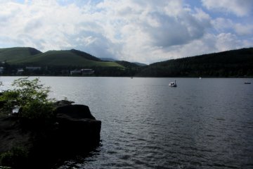 Lake Shirakaba in the late afternoon