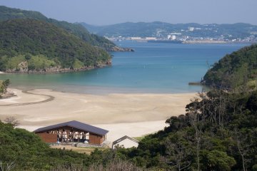 Tatsunoshima Beach at low tide