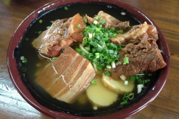 <p>This is the mixed rib and pork soba</p>