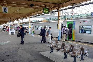 Each platform is nice and wide ensuring you can transfer or exit easily