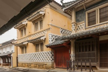 There are many merchants who became rich from distributing Hashi