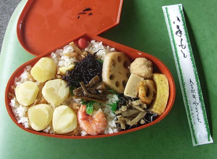 Kuri meshi or rice gives diners a sweet experience