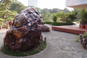 Hotel New Otani Japanese garden