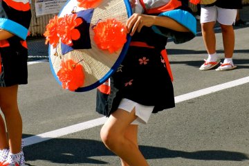 The parade goes from about two pm, when the day is hottest.