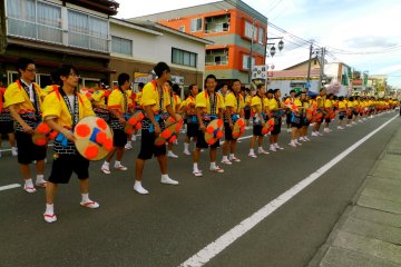 Hundreds of dancers continued to parade the streets as the day slowly came to an end.