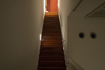The stairway down into the gallery was incredible.