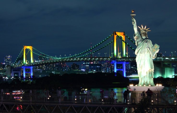 Tokyo's Rainbow Bridge as seen from Odaiba